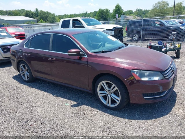 2014 Volkswagen Passat 1.8t Se მანქანა იყიდება აუქციონზე, vin: 1VWBT7A39EC051873, აუქციონის ნომერი: 45668122