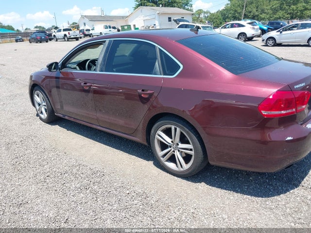 2014 Volkswagen Passat 1.8t Se მანქანა იყიდება აუქციონზე, vin: 1VWBT7A39EC051873, აუქციონის ნომერი: 45668122