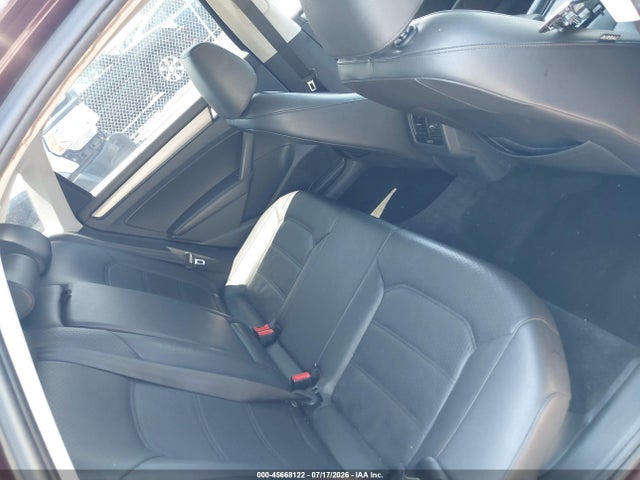 2014 Volkswagen Passat 1.8t Se მანქანა იყიდება აუქციონზე, vin: 1VWBT7A39EC051873, აუქციონის ნომერი: 45668122