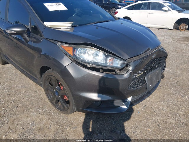 Ford FIESTA ST 2017 3FADP4GX9HM136763 Image 6