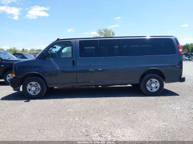 Chevrolet Express 3500 Ls 2017 1GAZGNFFXH1300896 Image 16