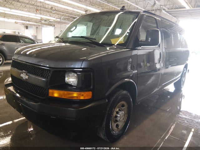 Chevrolet Express 3500 Ls 2017 1GAZGNFFXH1300896 Image 2