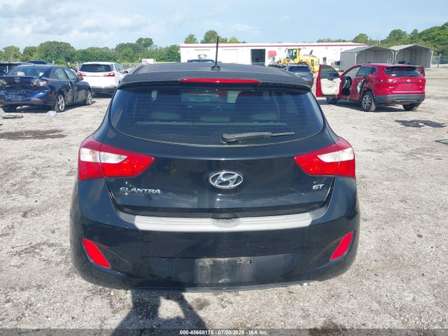 2016 Hyundai Elantra Gt მანქანა იყიდება აუქციონზე, vin: KMHD35LH9GU335229, აუქციონის ნომერი: 45668175