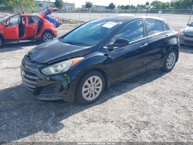 2016 Hyundai Elantra Gt მანქანა იყიდება აუქციონზე, vin: KMHD35LH9GU335229, აუქციონის ნომერი: 45668175