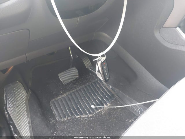45668176 :رقم المزاد ، 1FMCU9GD1KUB82250 vin ، 2019 Ford Escape Se مزاد بيع