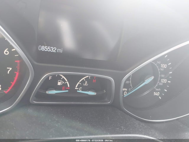 45668176 :رقم المزاد ، 1FMCU9GD1KUB82250 vin ، 2019 Ford Escape Se مزاد بيع
