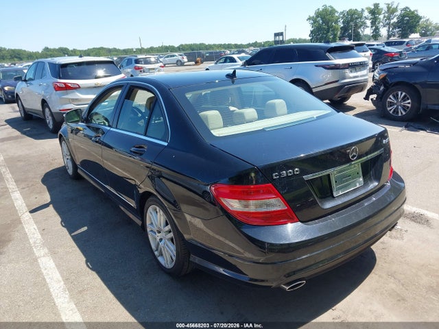Продаж на аукціоні авто 2009 Mercedes-benz C 300 Luxury 4matic/sport 4matic, vin: WDDGF81X29F330374, номер лоту: 45668203
