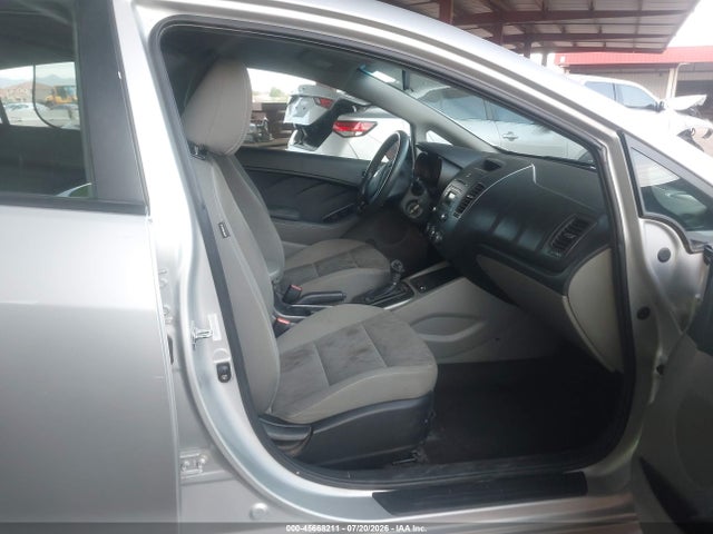 KNAFK4A63F5371533 KIA FORTE LX
