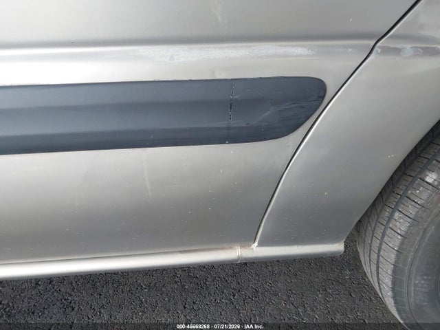 45668268 :رقم المزاد ، 1GNDX03E14D166957 vin ، 2004 Chevrolet Venture Ls مزاد بيع