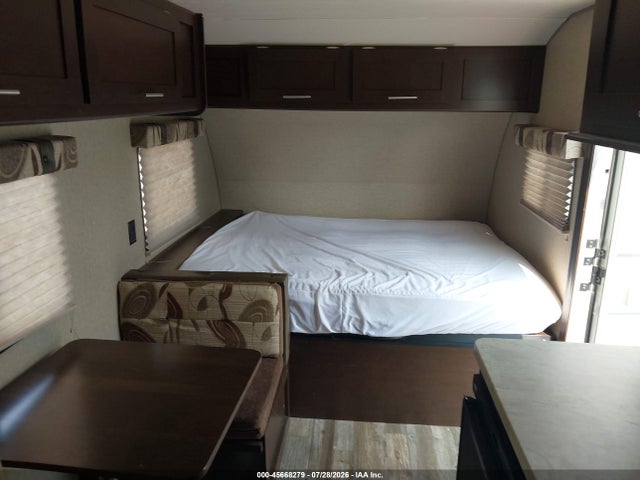 Продаж на аукціоні авто 2016 Forest River Patriot, vin: 4X4TCK615GK032970, номер лоту: 45668279