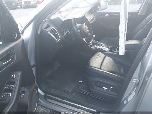 Продажа на аукционе авто 2016 Audi Q5 2.0t Premium, vin: WA1L2AFP1GA013341, номер лота: 45668288