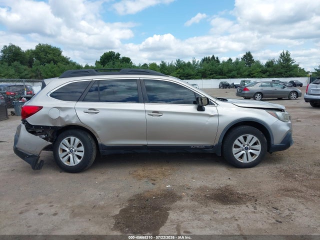 Продажа на аукционе авто 2018 Subaru Outback 2.5i Premium, vin: 4S4BSACC6J3207308, номер лота: 45668310