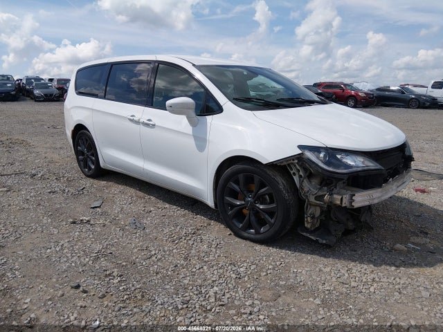 Aukcja sprzedaży 2018 Chrysler Pacifica Touring Plus, vin: 2C4RC1FG7JR228674, numer aukcji: 45668321