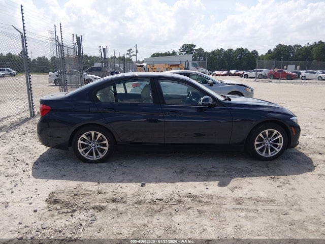 BMW 320i 2017 WBA8E1G5XHNU13678 Image 13