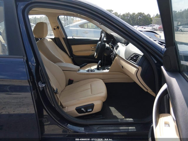 BMW 320i 2017 WBA8E1G5XHNU13678 Image 5