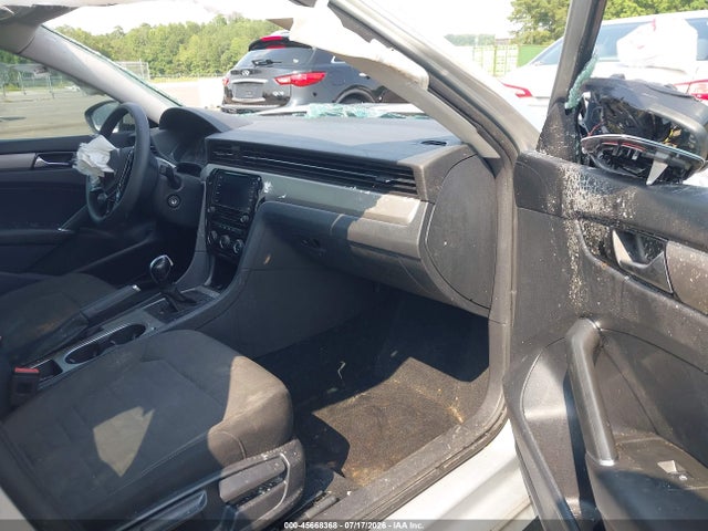 Продажа на аукционе авто 2020 Volkswagen Passat 2.0t S, vin: 1VWAA7A3XLC005256, номер лота: 45668368