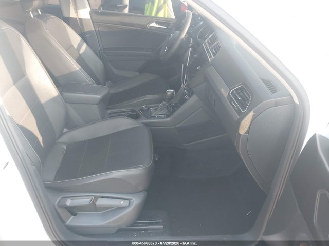 Aukcja sprzedaży 2021 Volkswagen Tiguan 2.0t Se/2.0t Se R-line Black/2.0t Sel, vin: 3VV2B7AX9MM075582, numer aukcji: 45668373