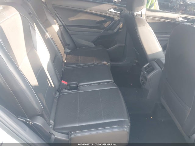 Aukcja sprzedaży 2021 Volkswagen Tiguan 2.0t Se/2.0t Se R-line Black/2.0t Sel, vin: 3VV2B7AX9MM075582, numer aukcji: 45668373