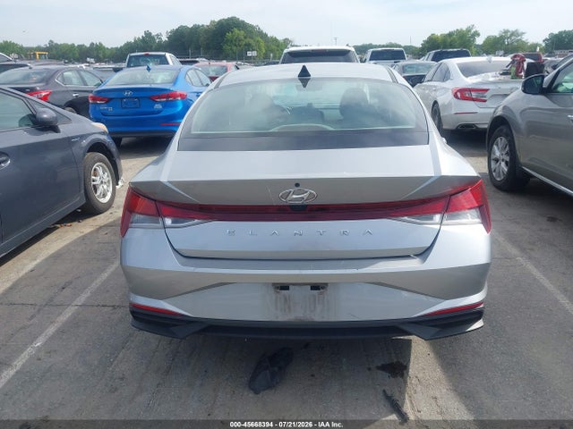 Продажа на аукционе авто 2023 Hyundai Elantra Sel, vin: 5NPLS4AG8PH118790, номер лота: 45668394