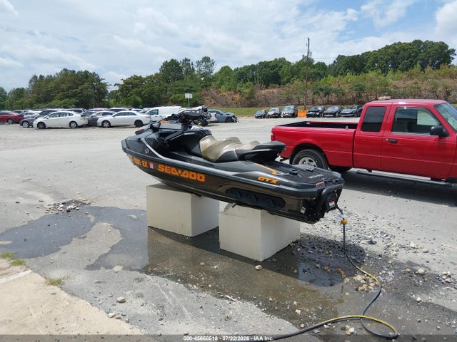 Seadoo Gtx-300 Limited 2021 YDVA8610G121 Image 3