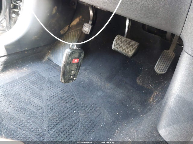 Toyota Prius Three 2017 JTDKARFU7H3042745 Image 11