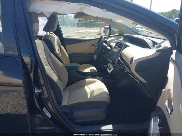 Toyota Prius Three 2017 JTDKARFU7H3042745 Image 5