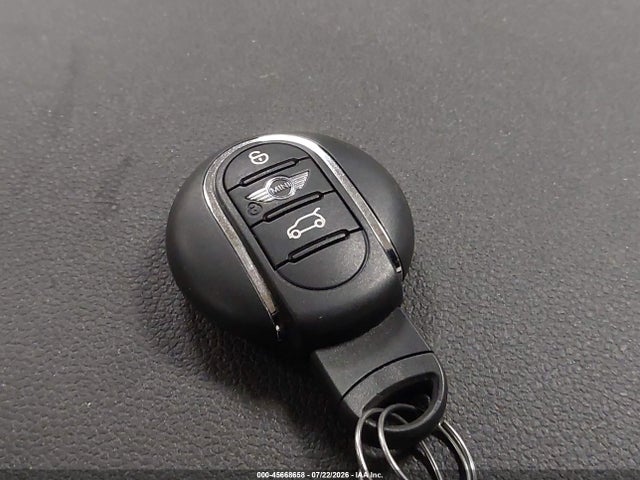 Продажа на аукционе авто 2017 Mini Hardtop Cooper, vin: WMWXU1C30H2F78081, номер лота: 45668658