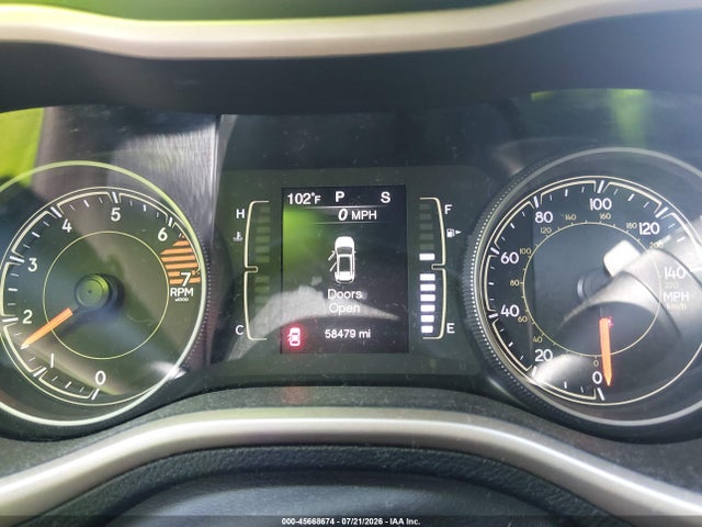 2018 Jeep Cherokee Latitude Fwd მანქანა იყიდება აუქციონზე, vin: 1C4PJLCB9JD531153, აუქციონის ნომერი: 45668674