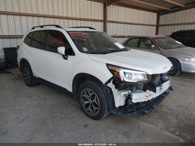 Продаж на аукціоні авто 2019 Subaru Forester Premium, vin: JF2SKAEC8KH578235, номер лоту: 45668683
