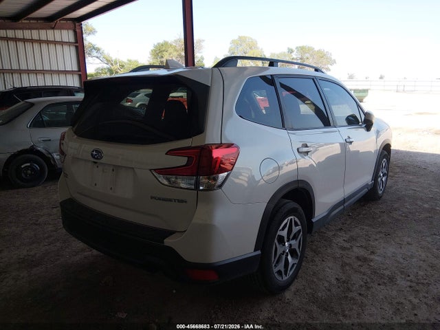 Продаж на аукціоні авто 2019 Subaru Forester Premium, vin: JF2SKAEC8KH578235, номер лоту: 45668683