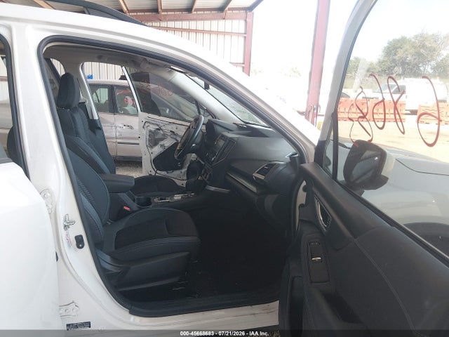 Продаж на аукціоні авто 2019 Subaru Forester Premium, vin: JF2SKAEC8KH578235, номер лоту: 45668683