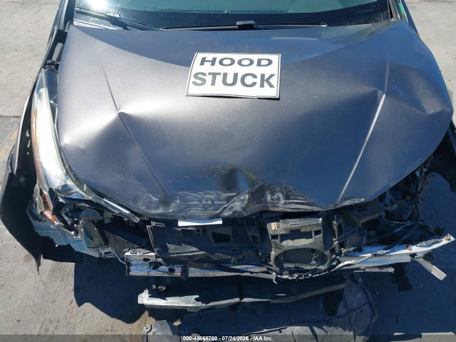 Toyota Prius Two 2017 JTDKBRFU1H3572643 Image 10