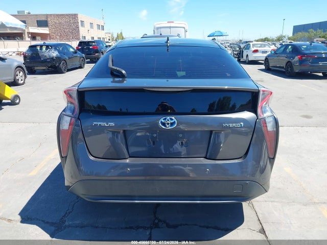 Toyota Prius Two 2017 JTDKBRFU1H3572643 Image 17