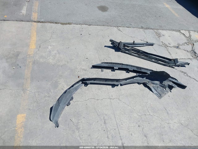 Toyota Prius Two 2017 JTDKBRFU1H3572643 Image 12