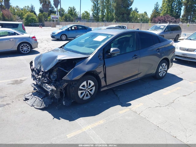 Toyota Prius Two 2017 JTDKBRFU1H3572643 Image 2