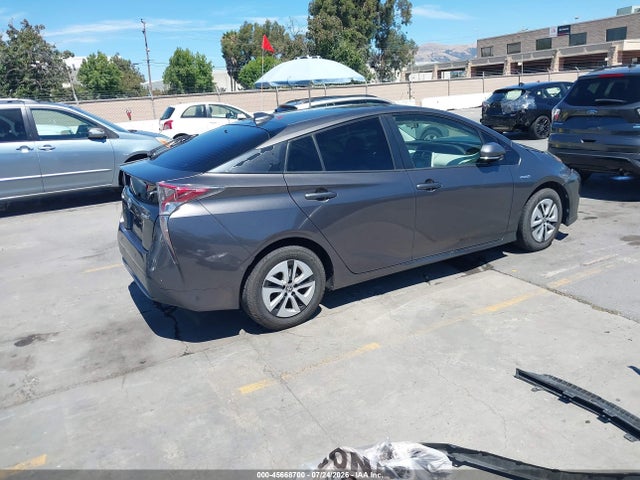 Toyota Prius Two 2017 JTDKBRFU1H3572643 Image 4