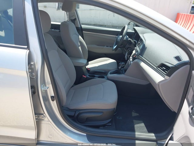 Продаж на аукціоні авто 2020 Hyundai Elantra Se, vin: 5NPD74LF3LH614472, номер лоту: 45668744
