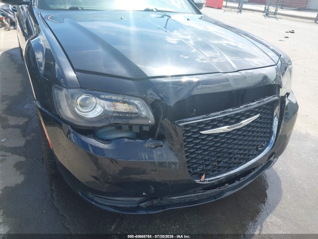 Продажа на аукционе авто 2018 Chrysler 300 300s, vin: 2C3CCABG7JH249613, номер лота: 45668765