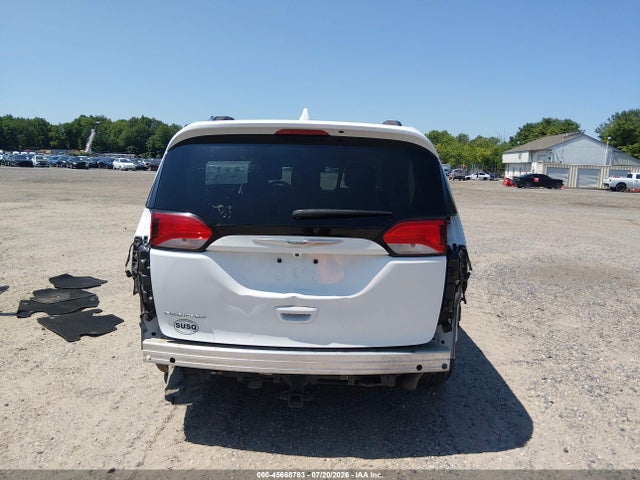 45668783 :رقم المزاد ، 2C4RC1BG2HR520958 vin ، 2017 Chrysler Pacifica Touring-l مزاد بيع