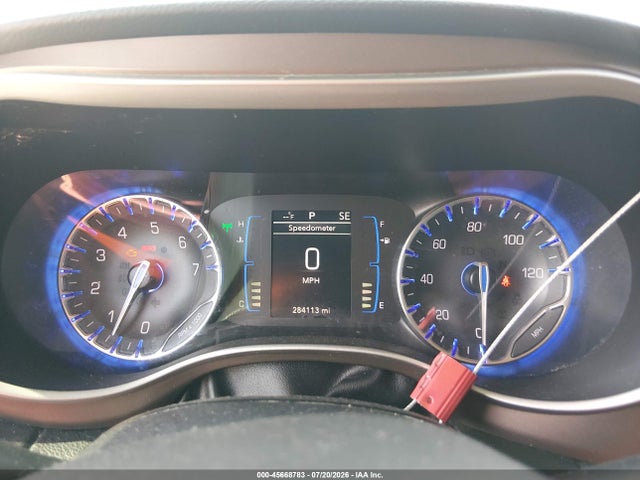 45668783 :رقم المزاد ، 2C4RC1BG2HR520958 vin ، 2017 Chrysler Pacifica Touring-l مزاد بيع