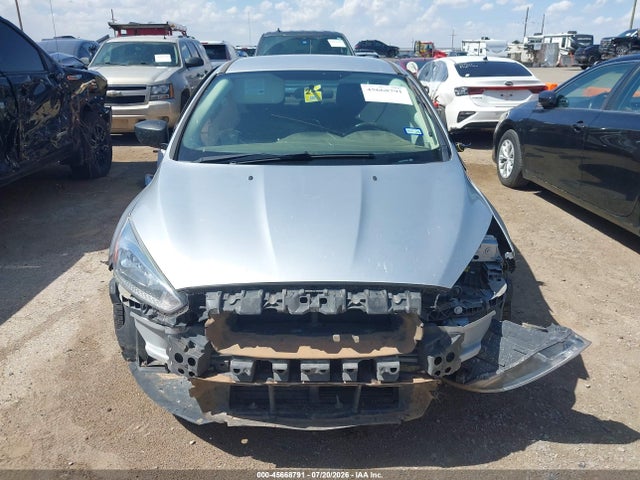 45668791 :رقم المزاد ، 1FADP3E29JL276854 vin ، 2018 Ford Focus S مزاد بيع