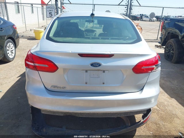 45668791 :رقم المزاد ، 1FADP3E29JL276854 vin ، 2018 Ford Focus S مزاد بيع