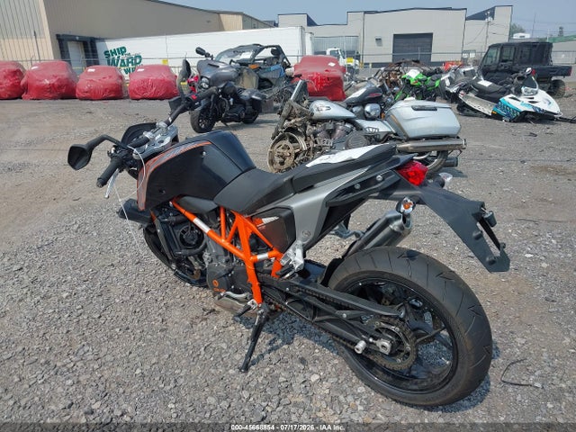 2014 Ktm 690 Duke მანქანა იყიდება აუქციონზე, vin: VBKLDT404EM761318, აუქციონის ნომერი: 45668854