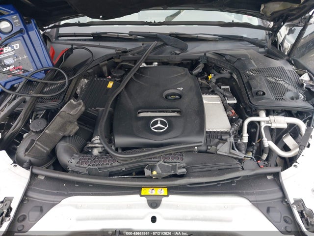 45668961 :رقم المزاد ، 55SWF4KB2GU114901 vin ، 2016 Mercedes-benz C 300 Luxury 4matic مزاد بيع