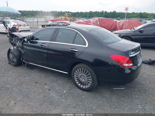 45668961 :رقم المزاد ، 55SWF4KB2GU114901 vin ، 2016 Mercedes-benz C 300 Luxury 4matic مزاد بيع