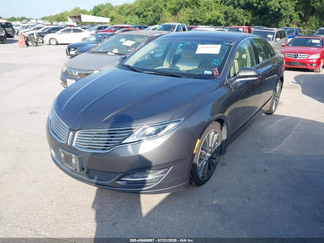 Lincoln MKZ 2016 3LN6L2GK9GR623322 Image 2