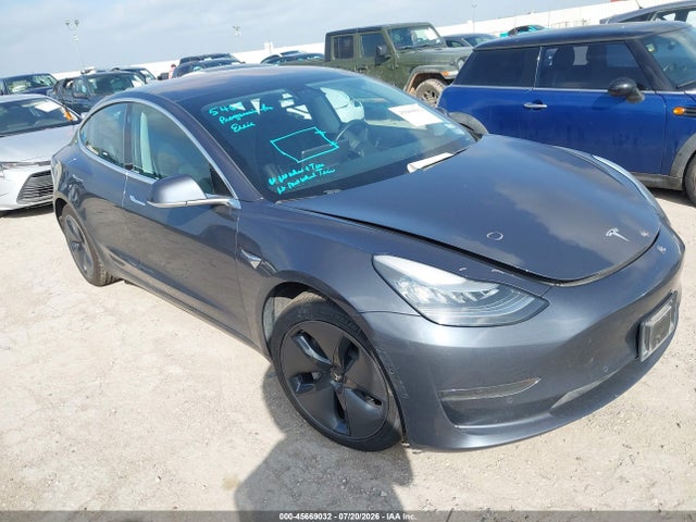 Auction sale of the 2018 Tesla Model 3 Long Range/performance, vin: 5YJ3E1EB2JF145722, lot number: 45669032