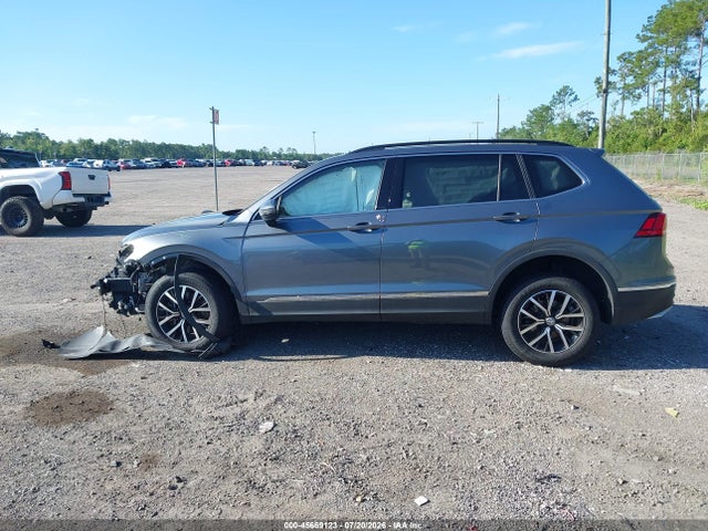 2021 Volkswagen Tiguan 2.0t Se/2.0t Se R-line Black/2.0t Sel მანქანა იყიდება აუქციონზე, vin: 3VV3B7AX6MM096345, აუქციონის ნომერი: 45669123