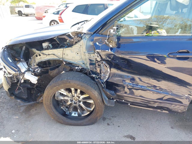 Toyota Highlander Limited 2021 5TDYZRAH5MS080366 Image 6