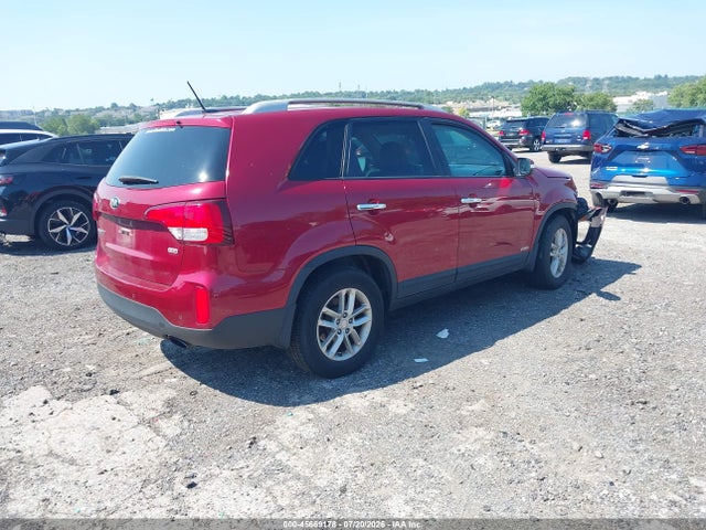 KIA SORENTO LX 2015 5XYKTDA67FG640722 Image 4
